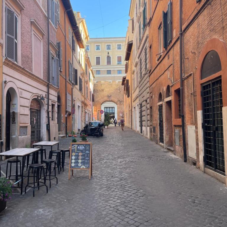 Divine Terrace Stylish Apartment St Peter Rome - Appartamento con 1 Camera da Letto - 2