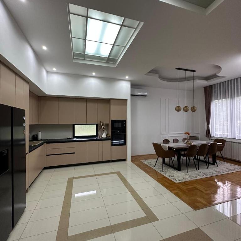 Apartman Dar - Three-Bedroom Apartment - 6