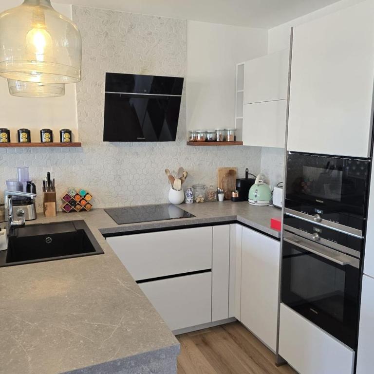 Apartment with terrace and view of Paris - Appartement - 5
