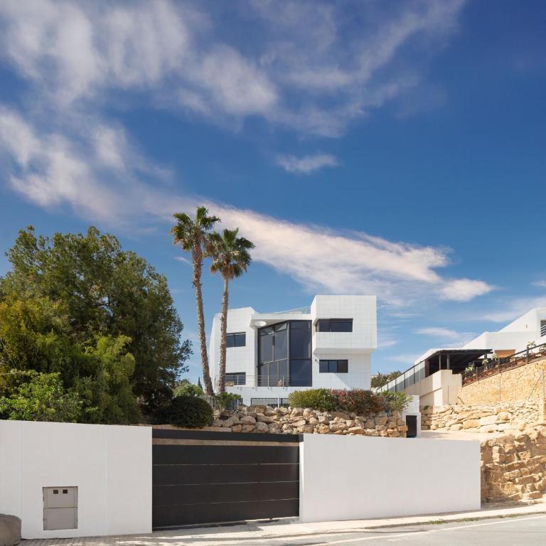 Ultra-Luxury Panoramic Sea View Villa with Private Pool & 200m' Sky Terrace & Garage in Alicante - Villa Superior - 75