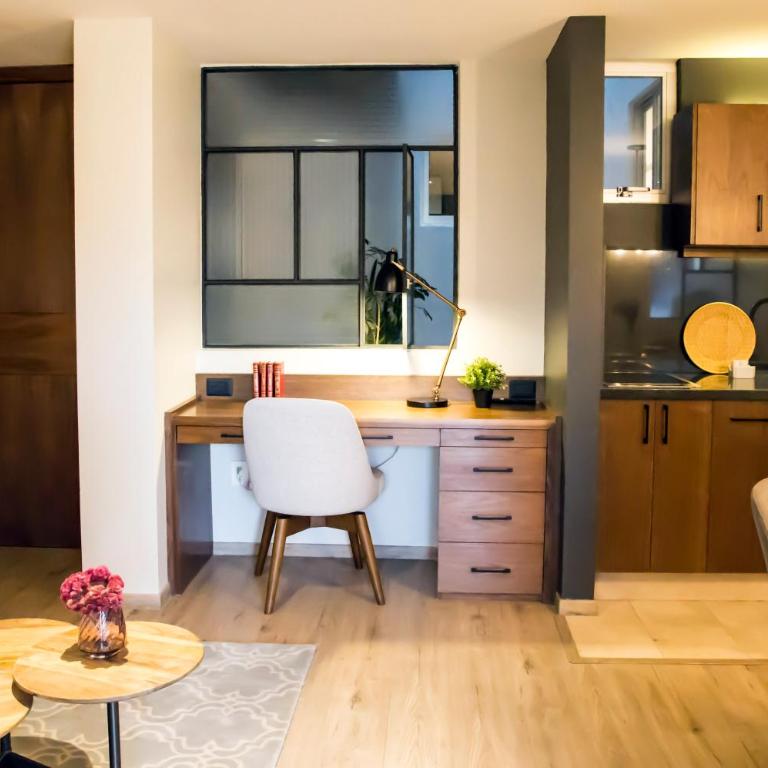 ZAMORA By Mr W - Apartment with Balcony - 16