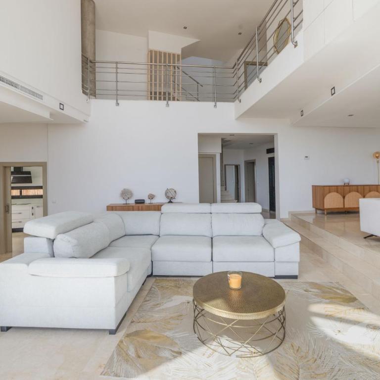 Ultra-Luxury Panoramic Sea View Villa with Private Pool & 200m' Sky Terrace & Garage in Alicante - Villa Superior - 28