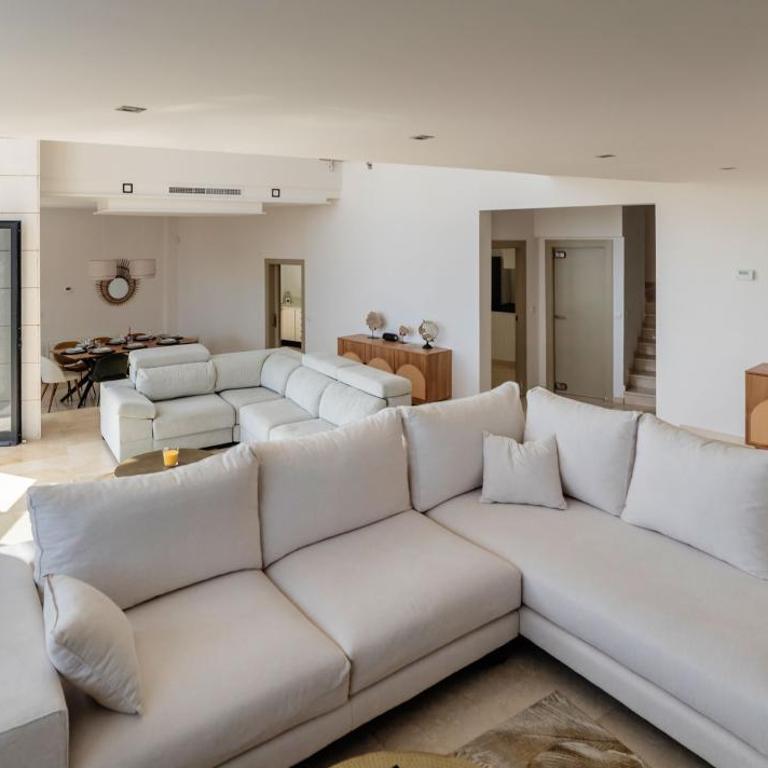Ultra-Luxury Panoramic Sea View Villa with Private Pool & 200m' Sky Terrace & Garage in Alicante - Villa Superior - 31