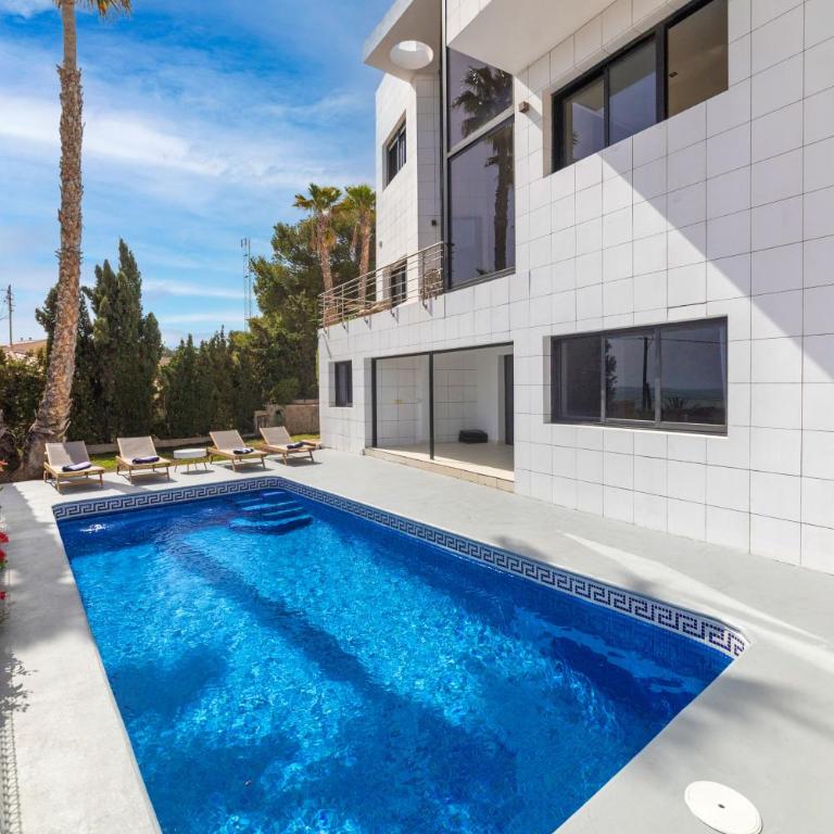 Ultra-Luxury Panoramic Sea View Villa with Private Pool & 200m' Sky Terrace & Garage in Alicante - Villa Superior - 5