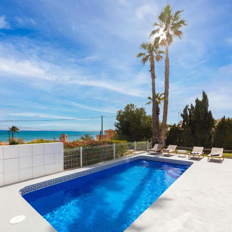 Ultra-Luxury Panoramic Sea View Villa with Private Pool & 200m' Sky Terrace & Garage in Alicante - Villa Superior - 1