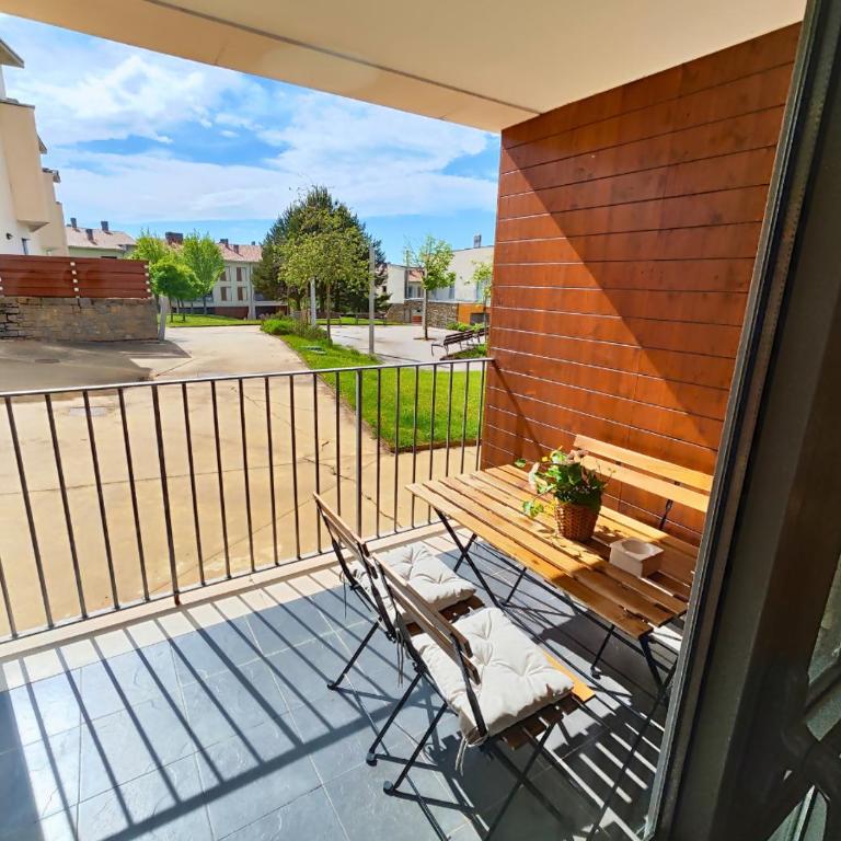 Apartamento Balaitús: Las Margas Golf - Appartement avec Terrasse - 28