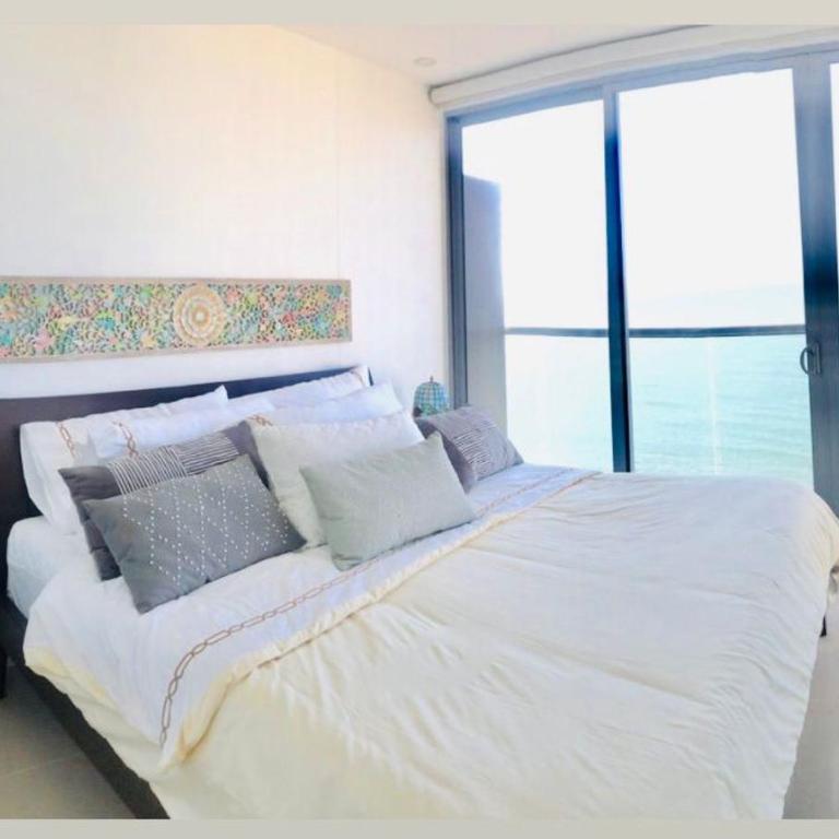 Luxurious and modern oceanfront apartment with views of the historic city 2B and 2BR - Apartamento de 2 dormitorios - 12