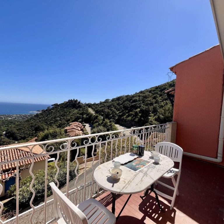Appartement 2 Pièces - Vue Mer - Piscine - Cavalaire - FR-1-226B-237 - Apartment - 12