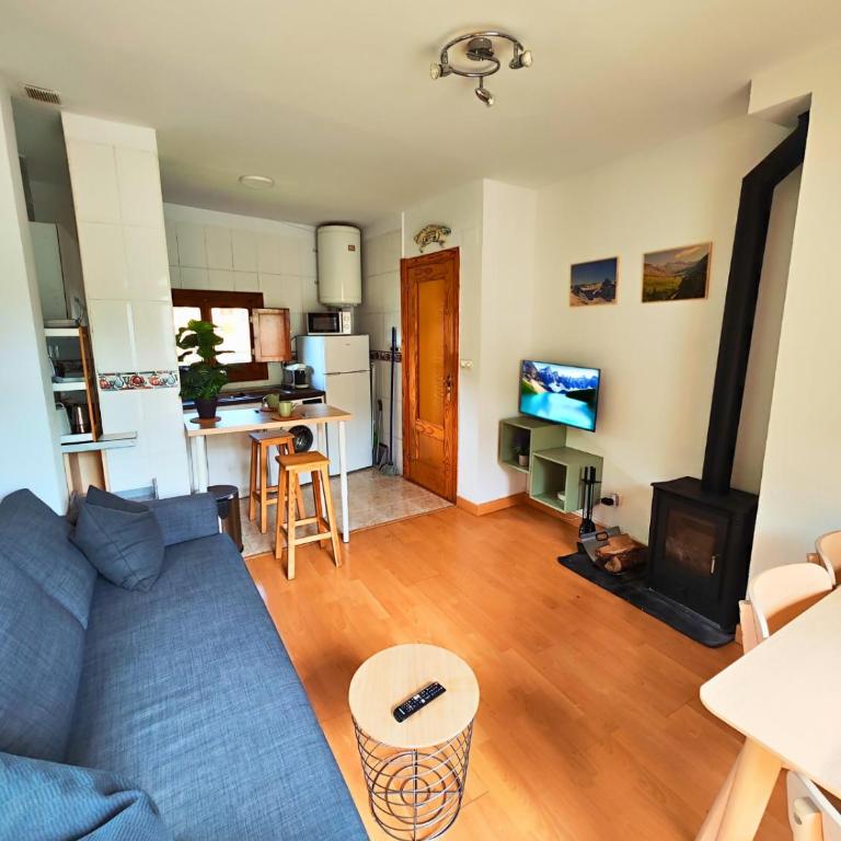 Apartamento Sobremonte: vistas al Rio Gallego - Duplex Apartment - 3
