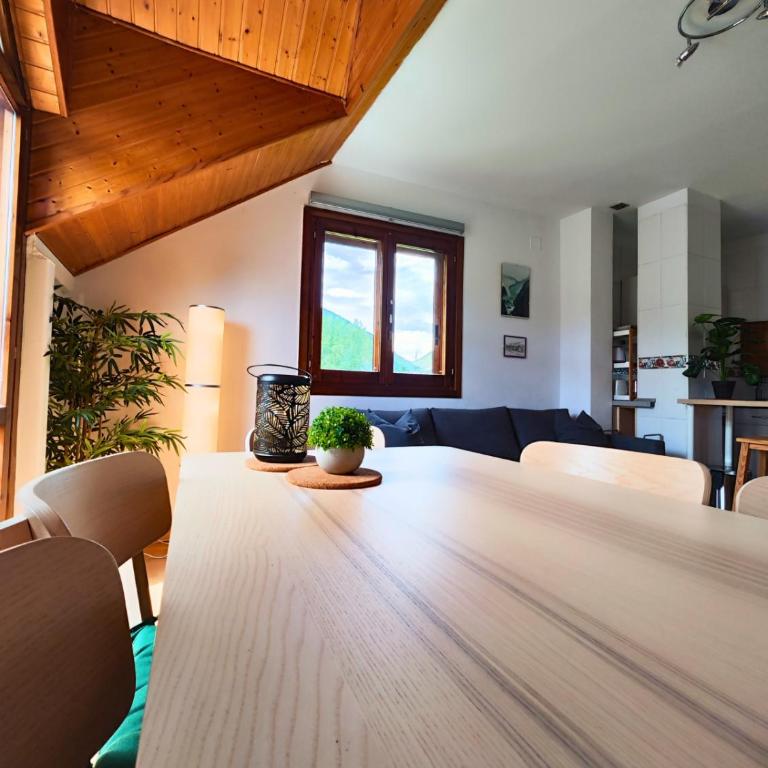Apartamento Sobremonte: vistas al Rio Gallego - Duplex Apartment - 37