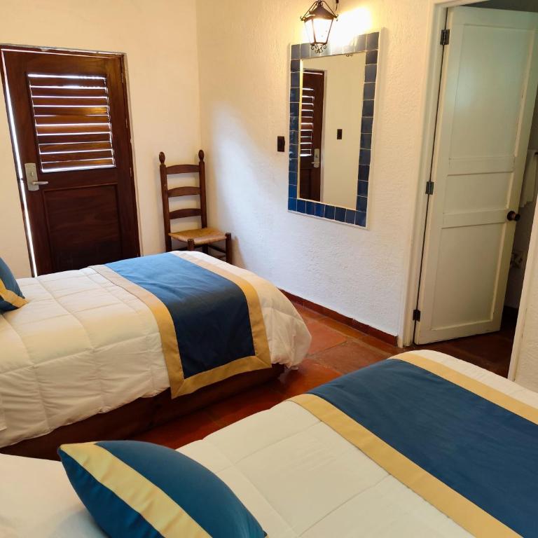 Casa de las Conchas Cuernavaca - Habitación Doble con vistas al jardín - 1 o 2 camas - 8