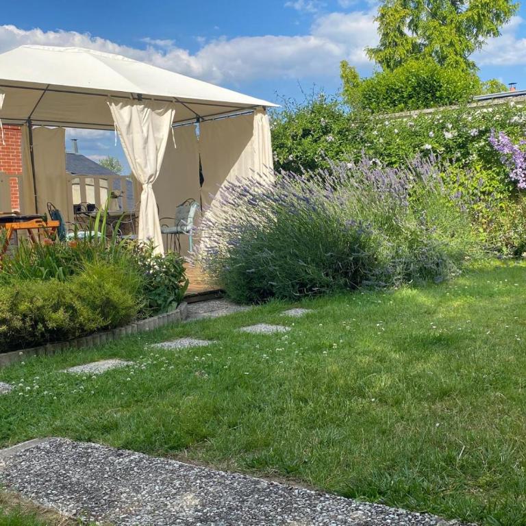 Suite Une Bulle d Evidence avec baignoire spa - Chambre Double Deluxe avec Baignoire - 12