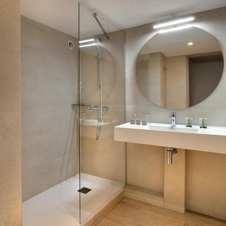 Hôtel Le Méditerranée - Chambre Simple - 4