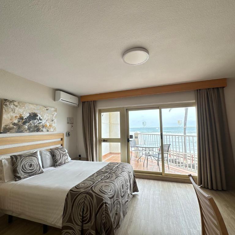 Macdonald Leila Playa Resort - Estudio con terraza y vistas al mar - 5