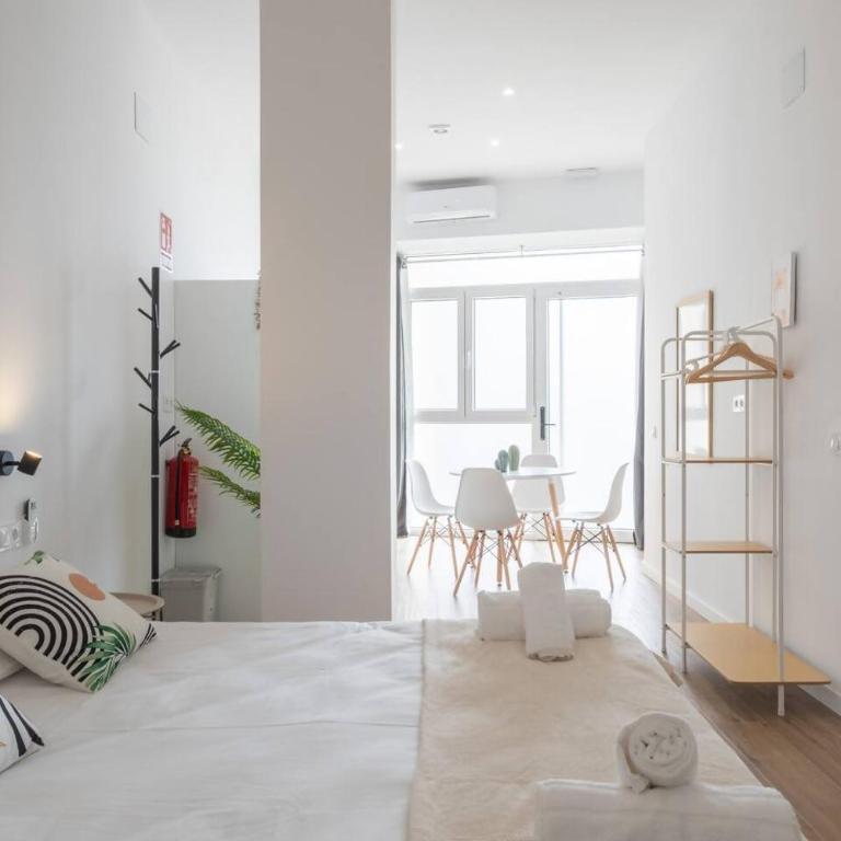 Flats Uruguay - One-Bedroom Apartment - 12