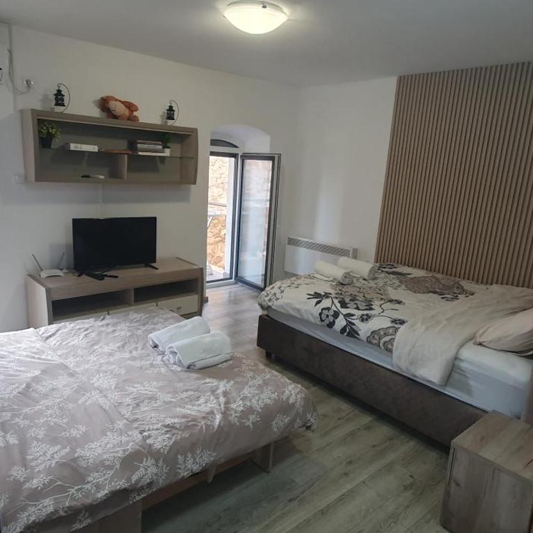 House by The Sea - Vikendica - 34