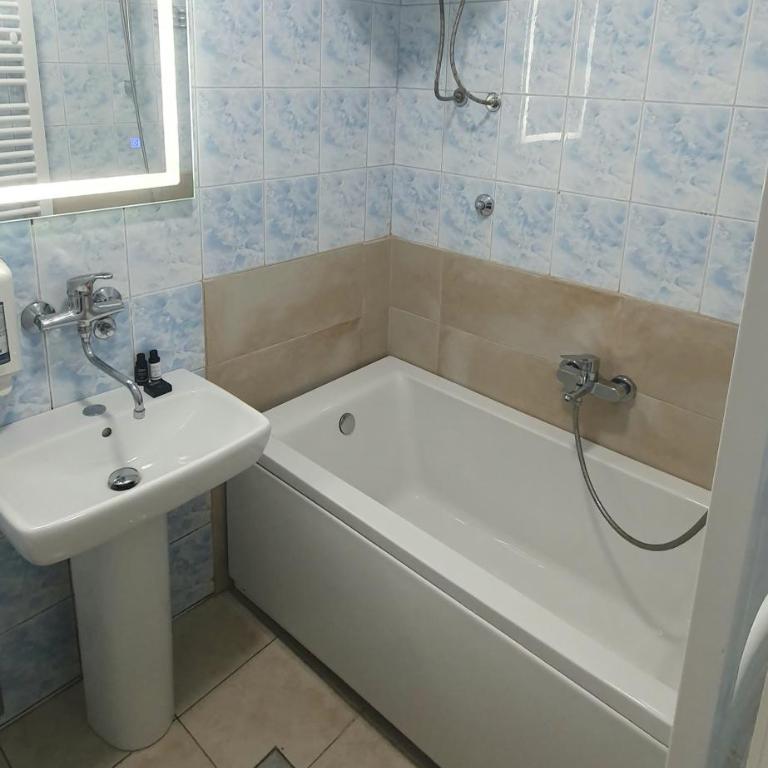 House by The Sea - Vikendica - 36