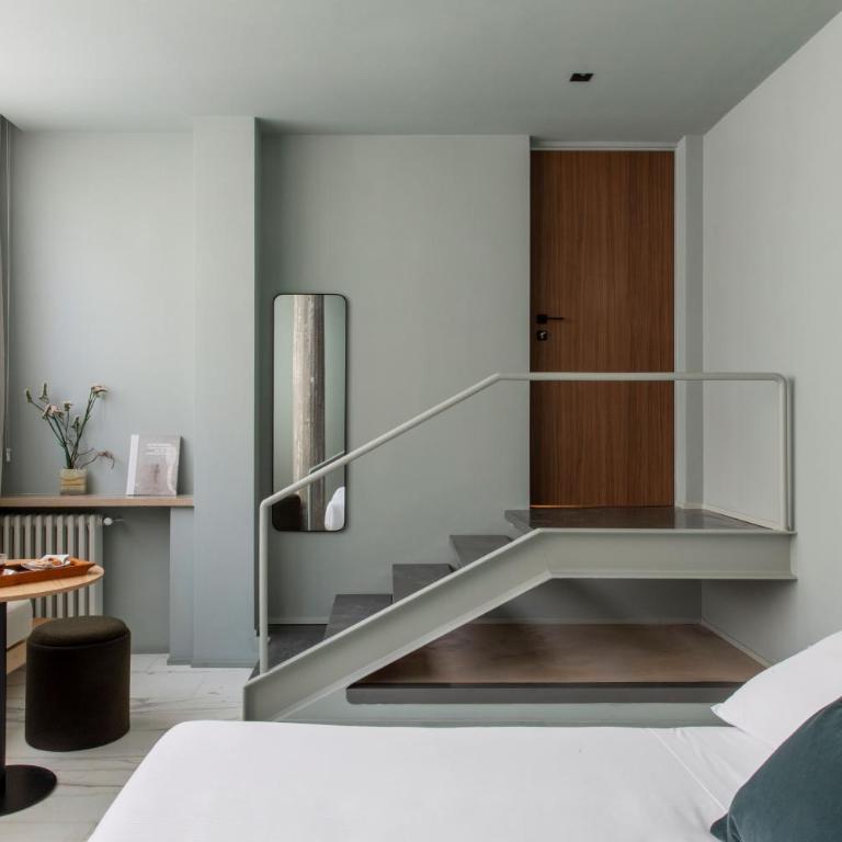 ATEL Guest House - Deluxe Triple Room - 8