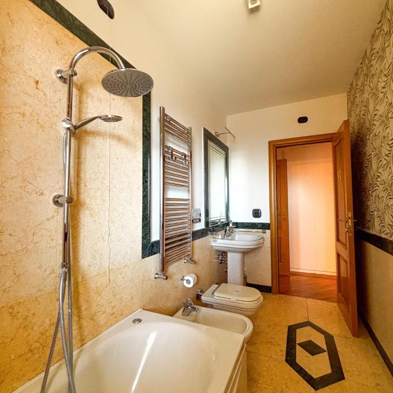 Luxury House Alessia - Appartamento Superior con 2 Camere da Letto - 35