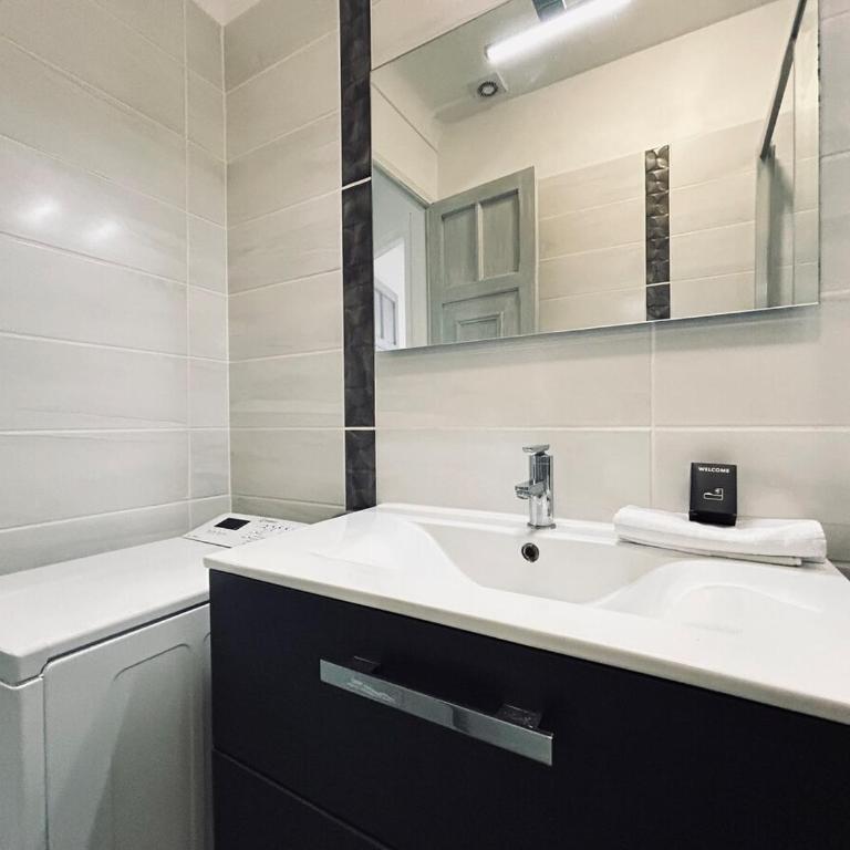 Jadart T3 avec balcon au pied de la cathédrale - Apartment mit 2 Schlafzimmern - 18