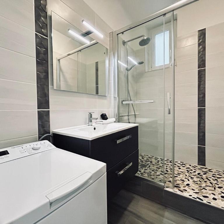 Jadart T3 avec balcon au pied de la cathédrale - Apartment mit 2 Schlafzimmern - 21