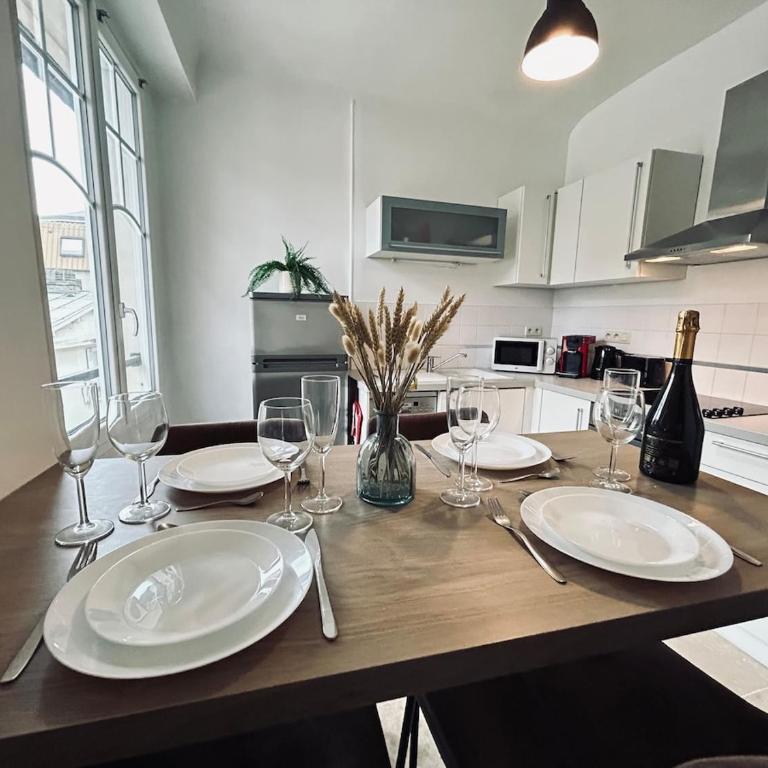 Jadart T3 avec balcon au pied de la cathédrale - Apartment mit 2 Schlafzimmern - 22