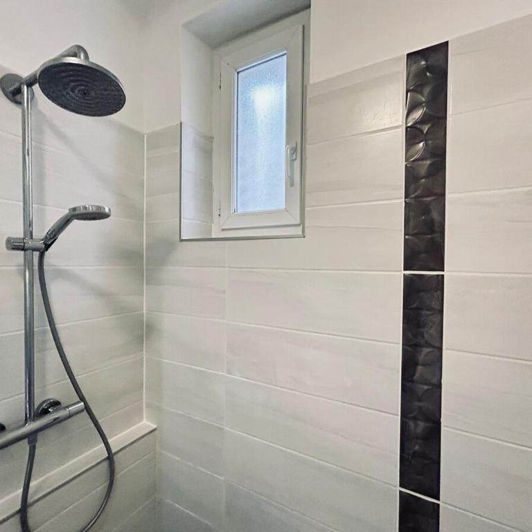 Jadart T3 avec balcon au pied de la cathédrale - Apartment mit 2 Schlafzimmern - 28