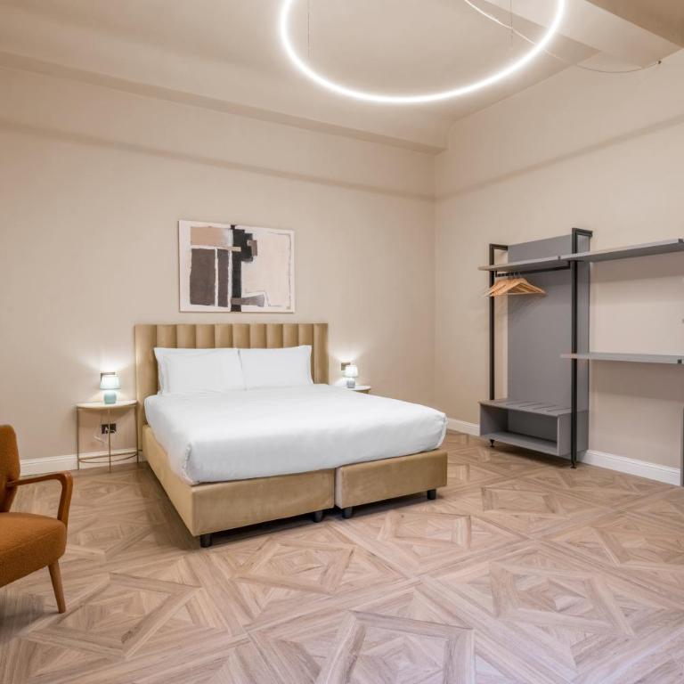 Hotel Adamas - Three-Bedroom Deluxe Apartment - 12
