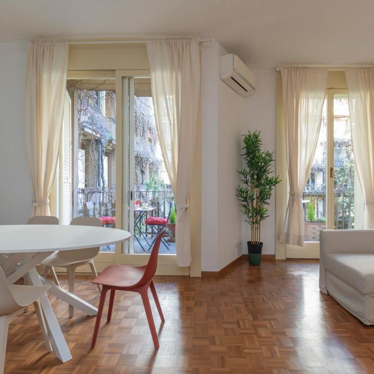 I-Host Luxury Apartment - Cherubini 6 - Appartamento con 2 Camere da Letto - 43