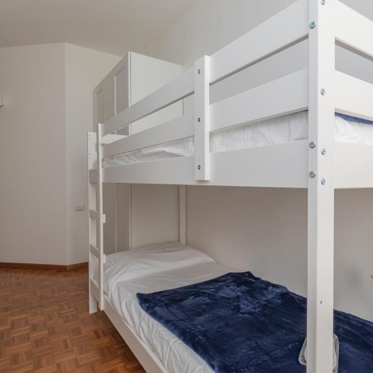 I-Host Luxury Apartment - Cherubini 6 - Appartamento con 2 Camere da Letto - 44