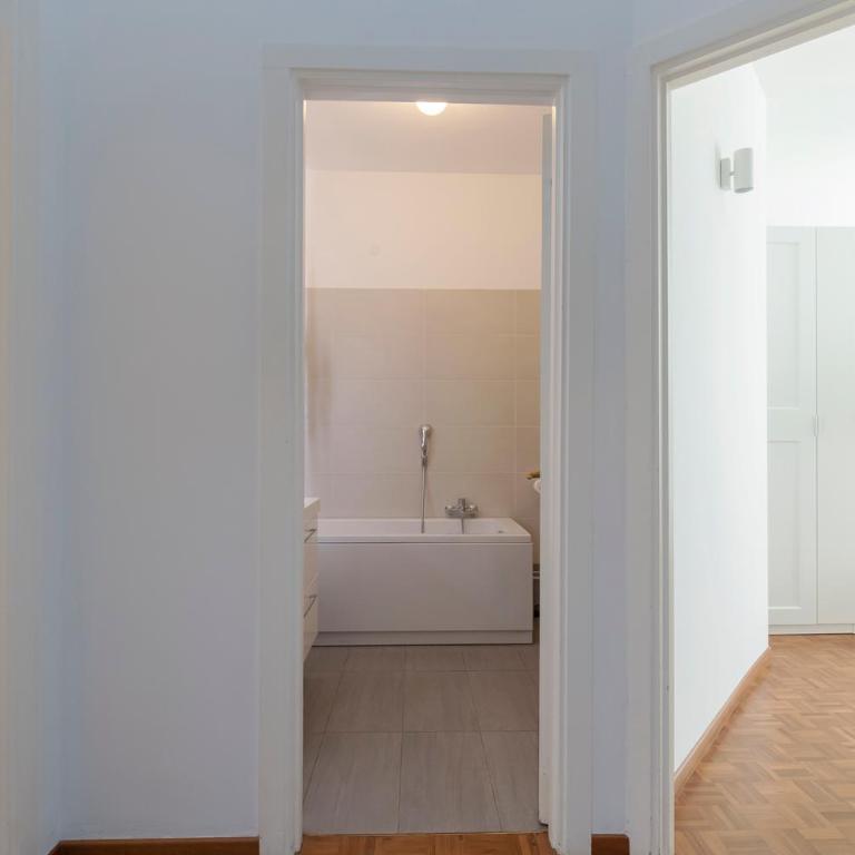 I-Host Luxury Apartment - Cherubini 6 - Appartamento con 2 Camere da Letto - 47