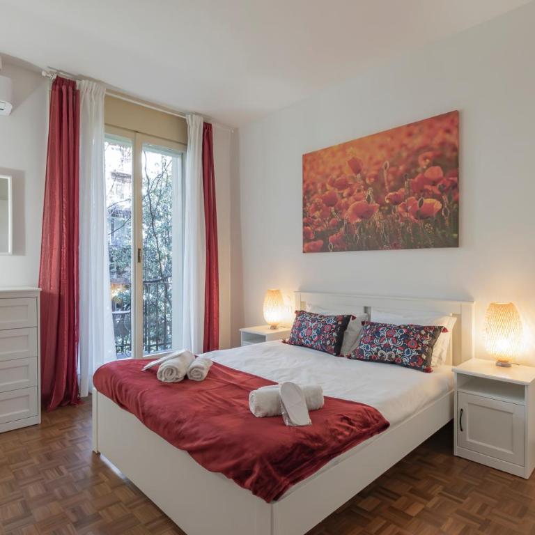 I-Host Luxury Apartment - Cherubini 6 - Appartamento con 2 Camere da Letto - 54