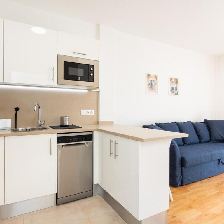 Balcón al Mar, sol y playa en primera línea de costa - Apartamento de 1 dormitorio - 13