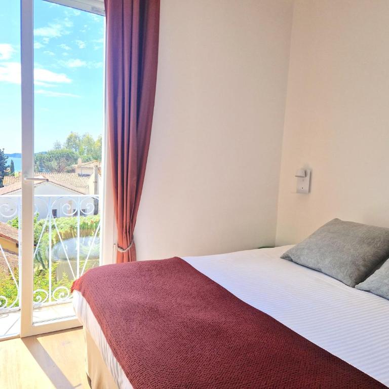 Hôtel La Petite Bohème - Chambre Double Supérieure - Vue sur Mer - 1