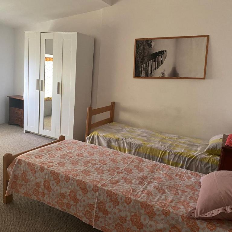 Niva Shared Accomodation - Krevet za Jednu Osobu u Spavaonici - 1