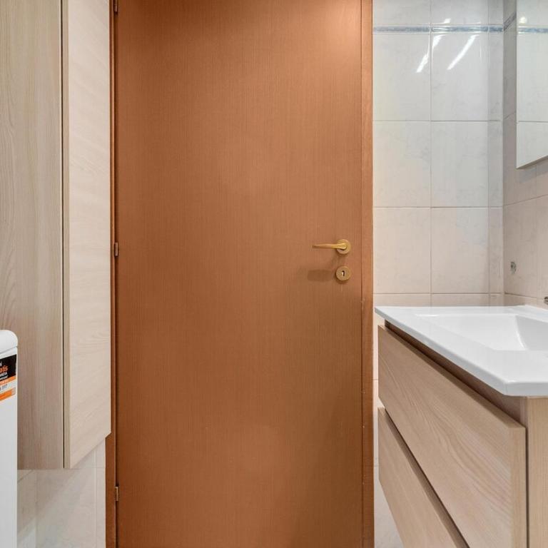 Metro M2 e AC - Open Space moderno a Milano - Appartamento con 1 Camera da Letto - 14