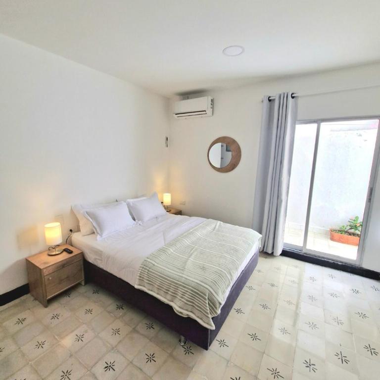 Apartasuite Confort, Ideal Location, to the North - Apartamento de 1 dormitorio - 12