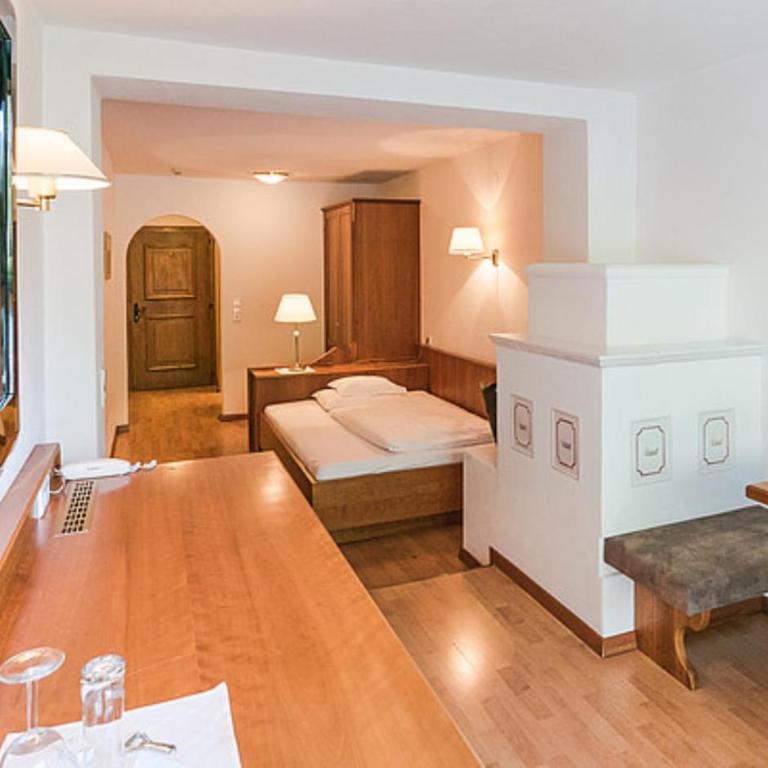 Superior Wellnesshotel Mein Almhof 4 S - Standard Einzelzimmer mit Bergblick - 2