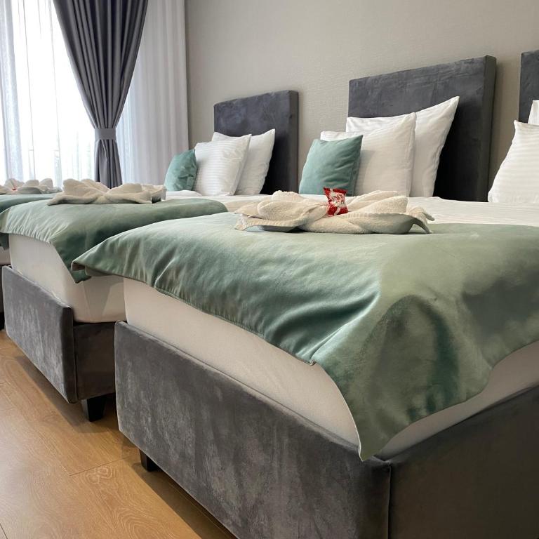 Hotel GOLD JET Bihać - Classic Triple Room - 3