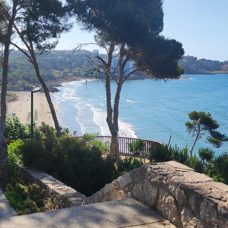Apartmento en Primera línea de Mar, vistas al Mar y Piscina - Apartamento de 2 dormitorios - 29