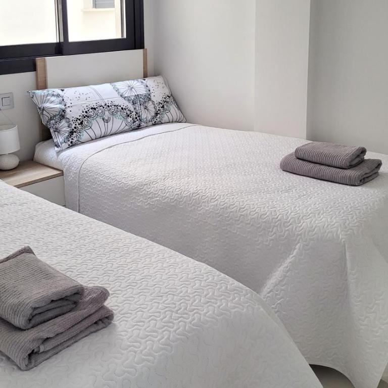 Espanatour VICTORIA - Two-Bedroom Apartment - 24