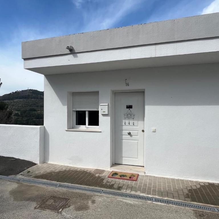 Montaña y mar - Casa Unifamiliar de 3 dormitorios - 1