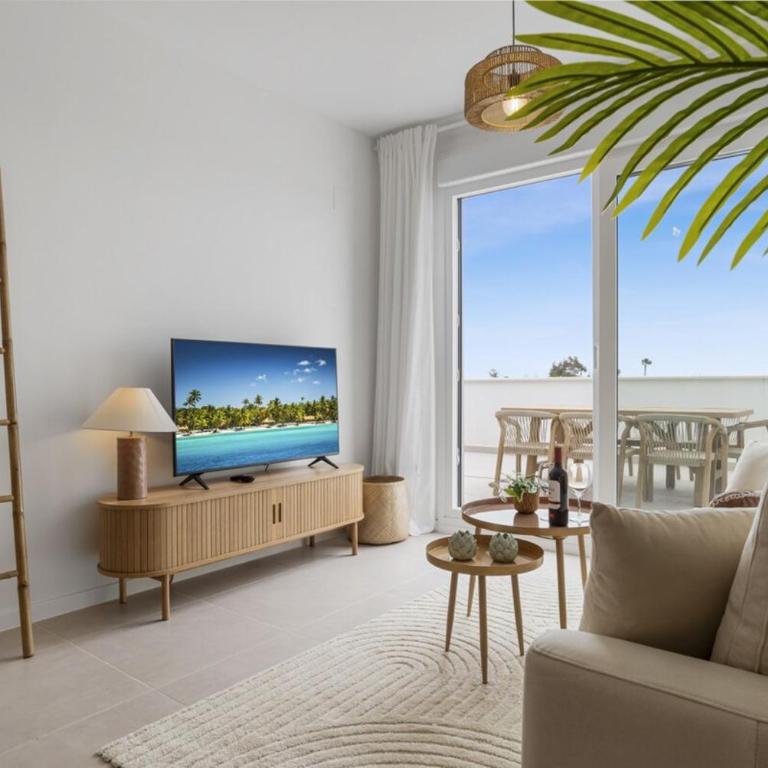 Luxury 2BR - 400m to Beach - Pool & Views - Casa Los Amigos - Apartamento de 2 dormitorios - 2