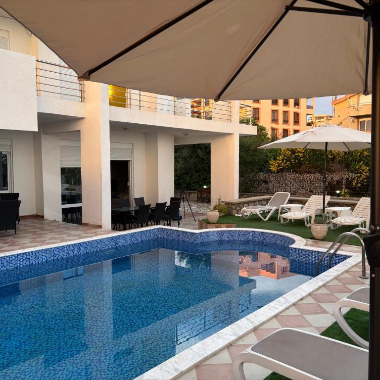 Royal Villas - Vila sa 5 Spavaćih Soba i Sopstvenim Bazenom (10 Odraslih Osoba) - 23