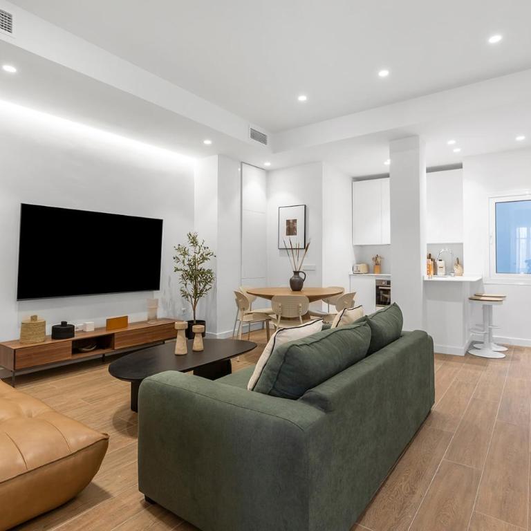 Luxury and emblematic apartment - Two-Bedroom Apartment - 3