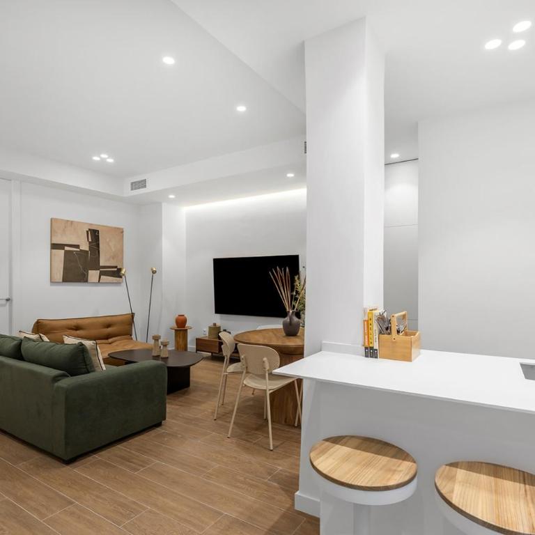 Luxury and emblematic apartment - Two-Bedroom Apartment - 15