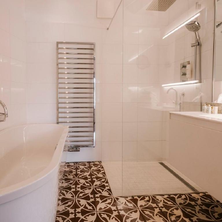 Seehotel Hubertushof - Junior Suite mit Balkon - 14