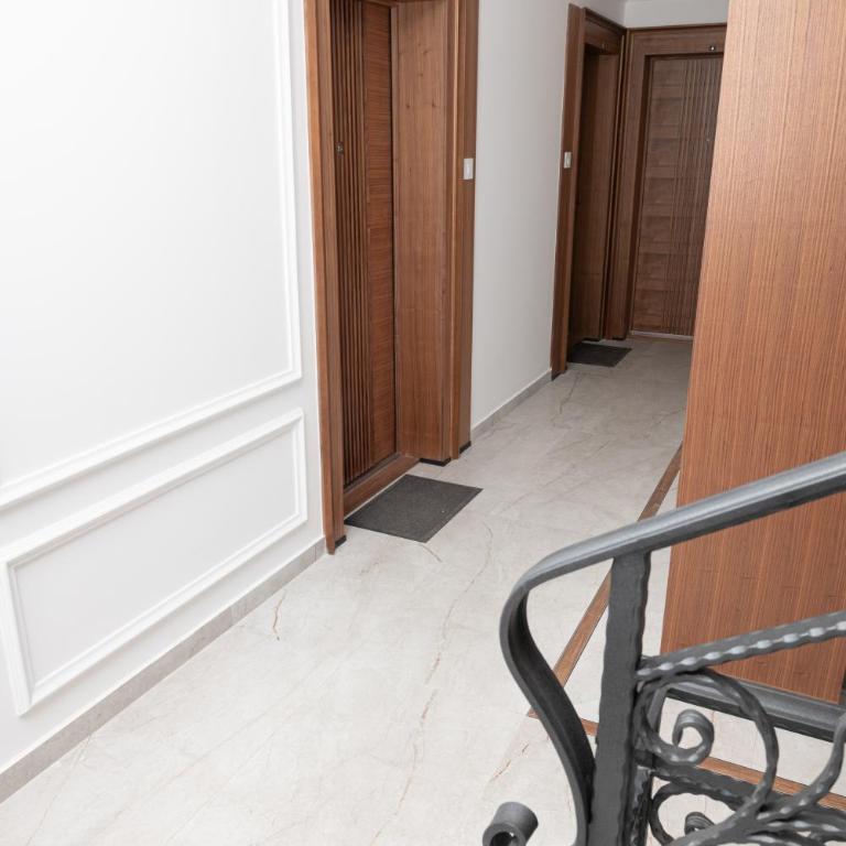 Elegant Downtown Apartment with Private Parking - Apartman sa 1 Spavaćom Sobom - 36