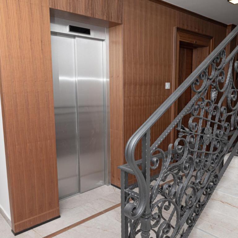 Elegant Downtown Apartment with Private Parking - Apartman sa 1 Spavaćom Sobom - 34