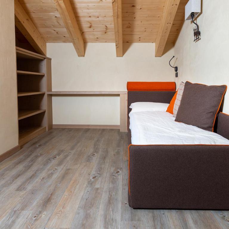 Engadina Chalet - One-Bedroom Family Apartment - 5
